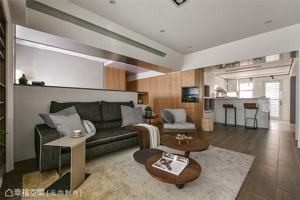 如何利用木材板材打造现代公共空间的装饰效果