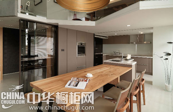 如何通过木材板材设计厨房器具收纳空间 如何通过木材板材设计厨房器具收纳空间