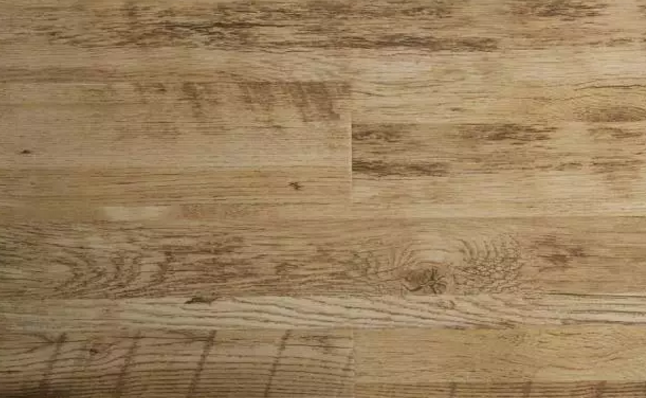 如何在清洁木材板材时避免划伤表面