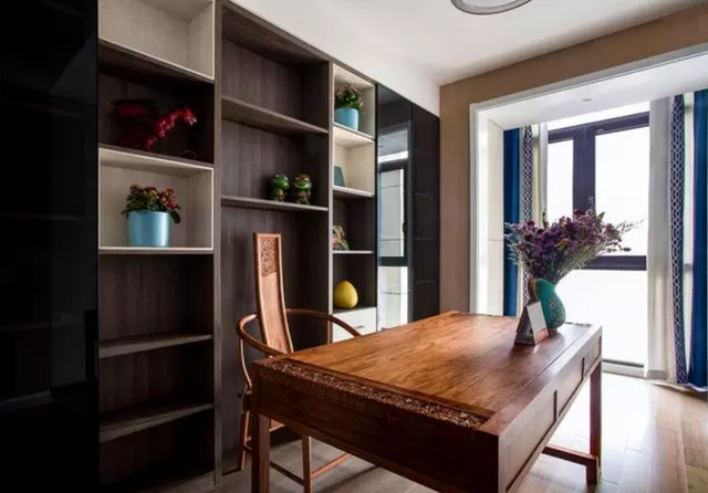 木材板材在书房装饰中的实用性体现在哪里 木材板材在书房装饰中的实用性体现在哪里