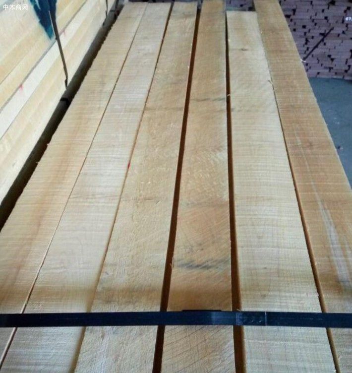 木材板材如何防止湿度变化引起的翘曲